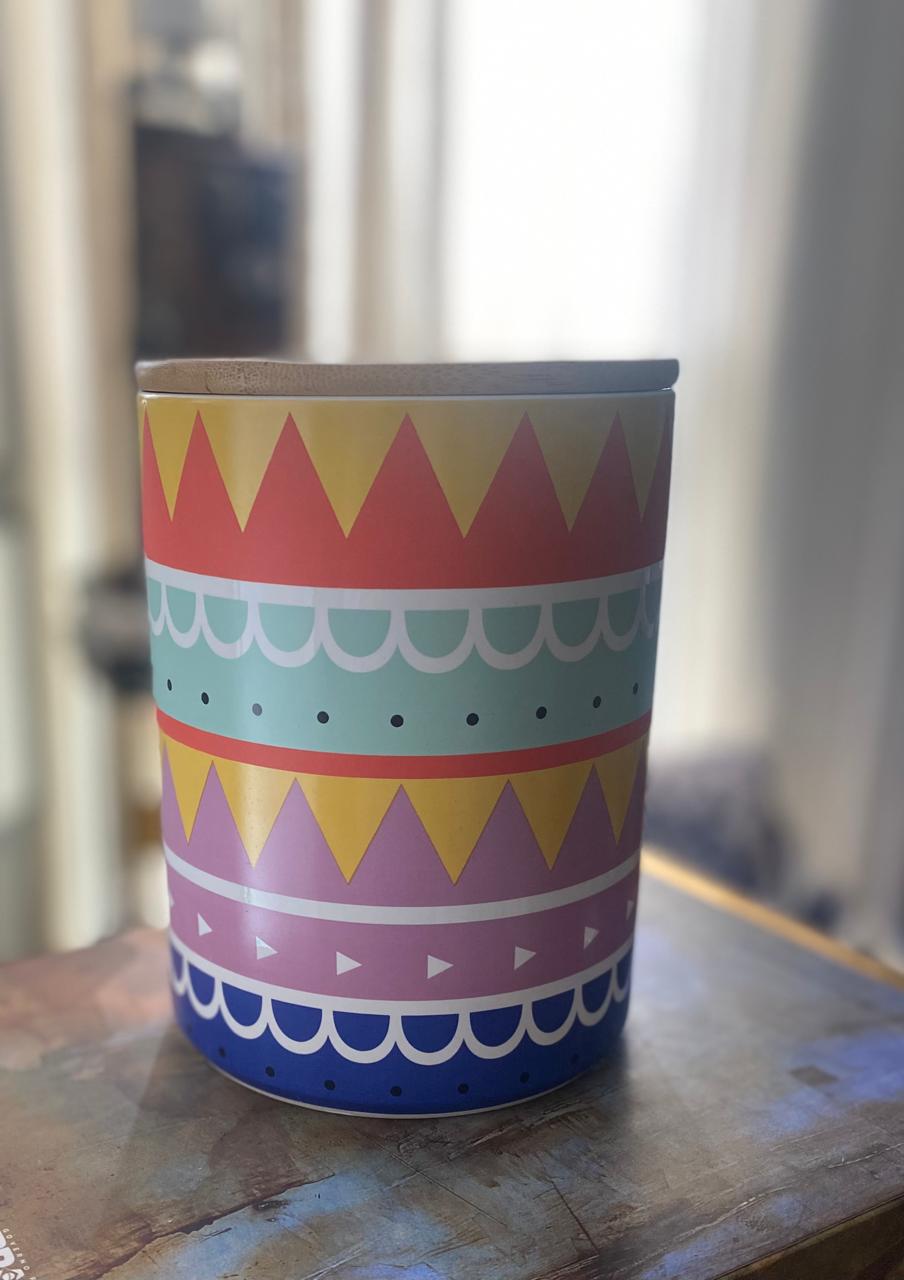 Potiche em Porcelana Decorativo com Tampa em Madeira